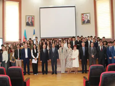 Meeting held with first-year s...