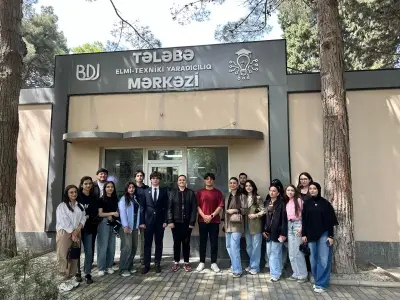 Students of the faculty of geo...