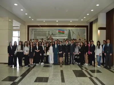 BSU students visit to anti-cor...