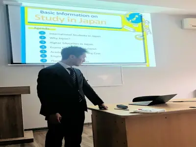 Professors from Tsukuba Univer...