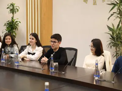 Meeting with BSU students awar...