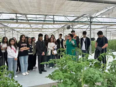Students of BSU visit the Vege...